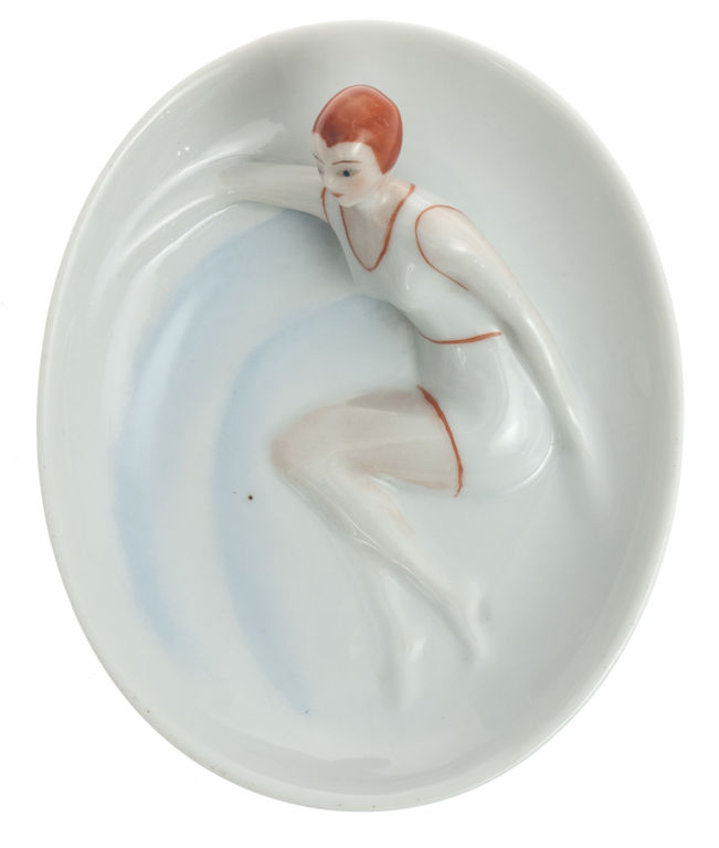 Art deco style porcelain utensil/figurine 