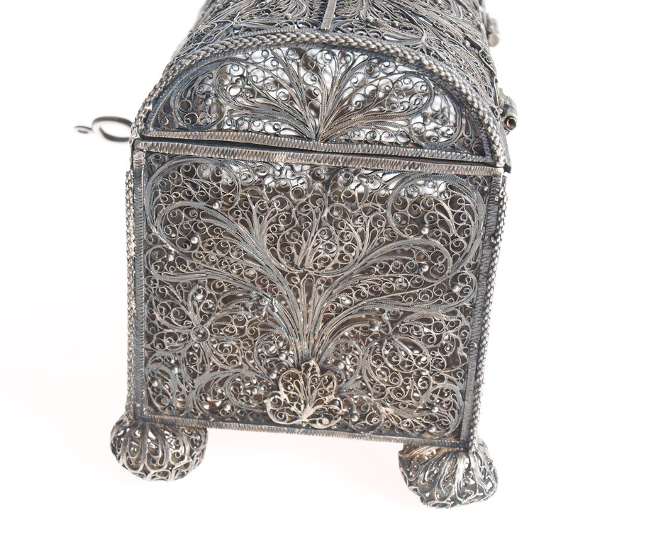 Шкатулка из серебро для етрог в стиле Филигре