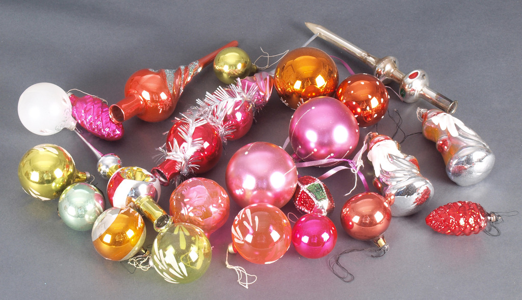 Christmas tree decorations (23 pcs)