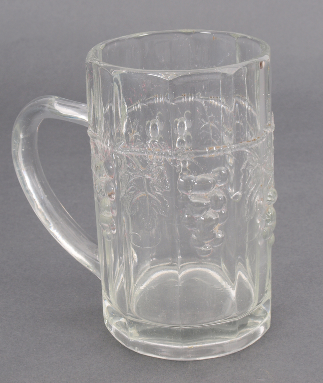 Glass mug 
