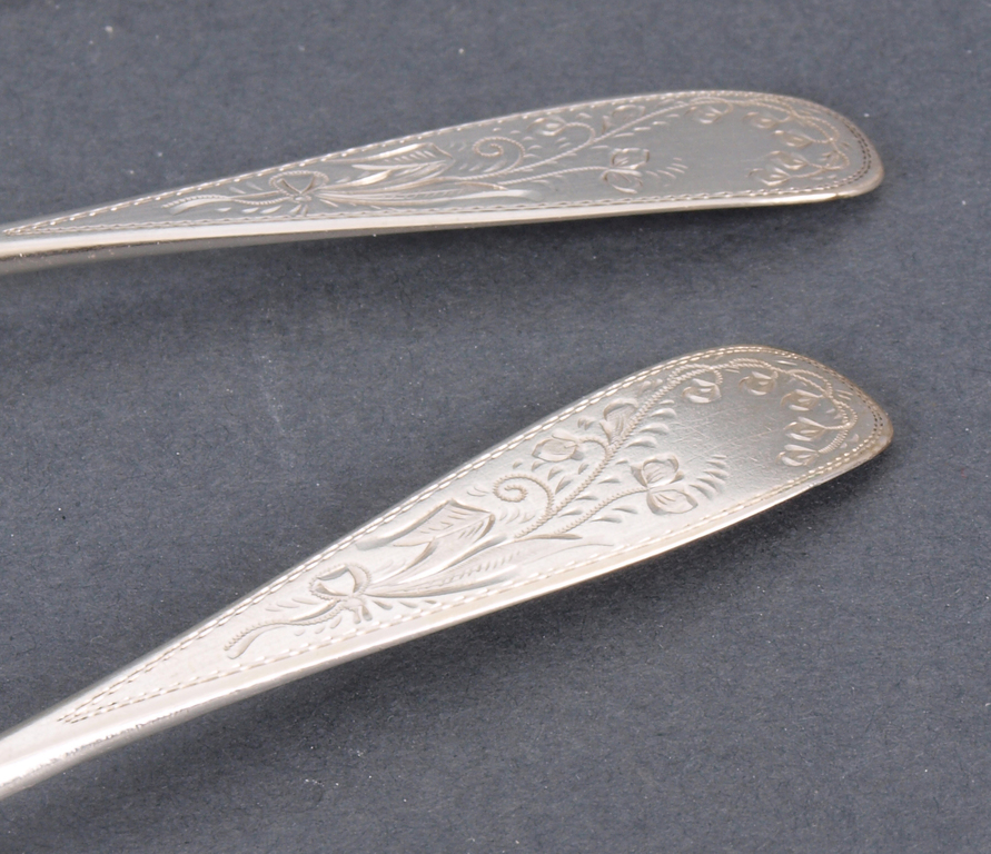 Set of silver spoons (6 pcs.) with box