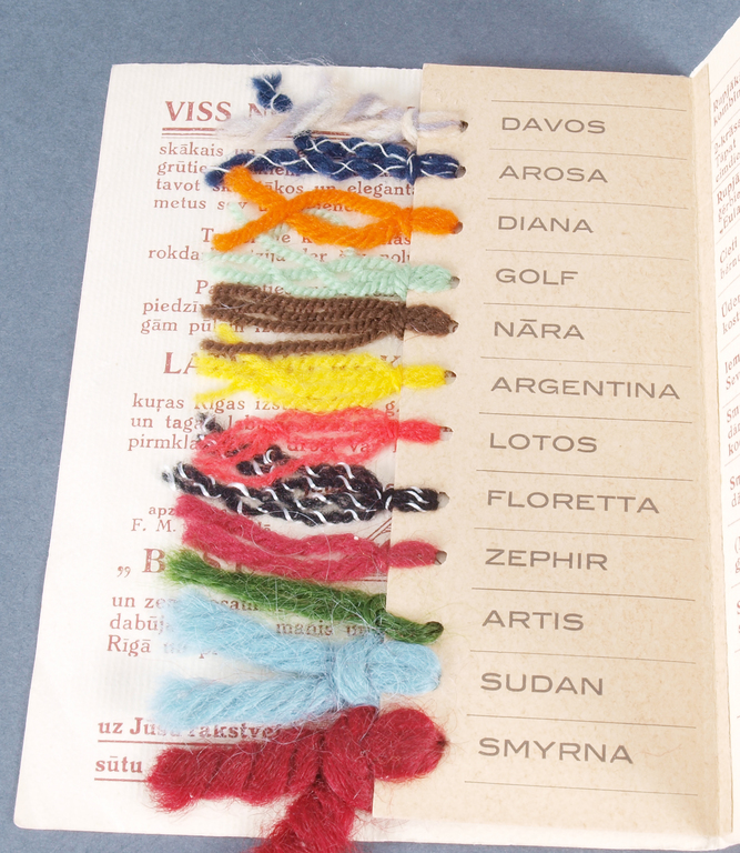 Yarn advertising booklet 