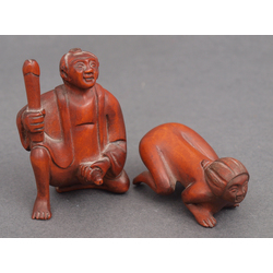 Pair of wooden figurines 