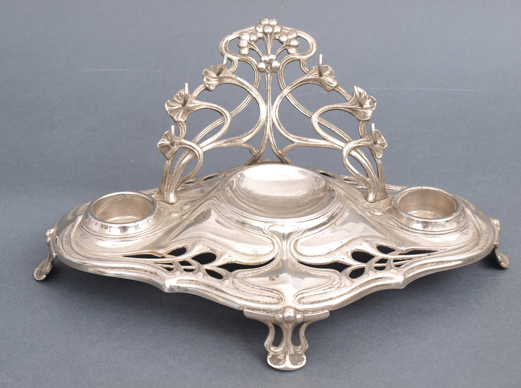 Art Nouveau silver-plated metal inkstand