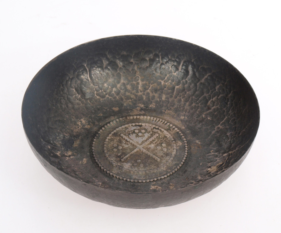 Metal plate-bowl