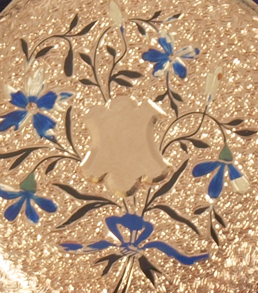 Sieviešu zelta kabatas pulkstenis ar emalju