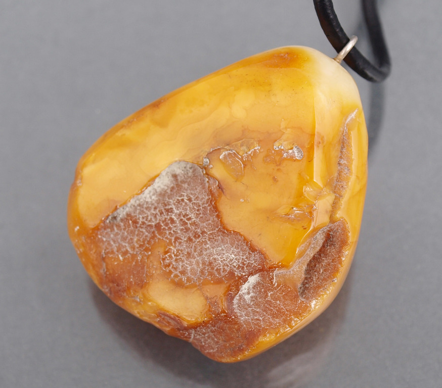 Antique Natural Baltic egg yolk butterscotch amber pendant with twine, 15.20 g