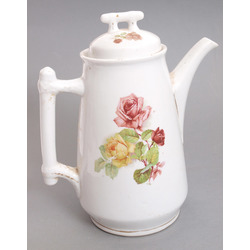 Porcelain tea/coffee pot 