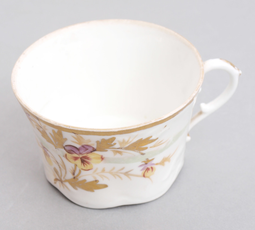 Porcelain cup 
