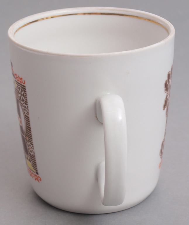 Porcelain mug