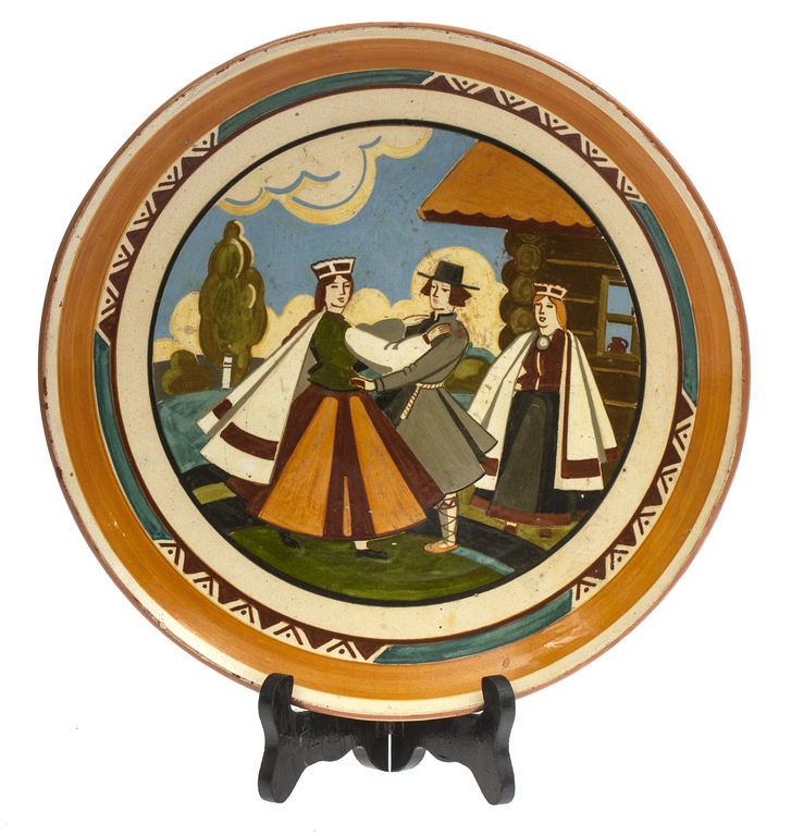 Keramikas šķīvis pēc Romana Sutas meta
