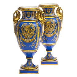 Porcelain vases (2 pcs.)