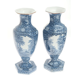 Porcelain vase's 2 pcs.