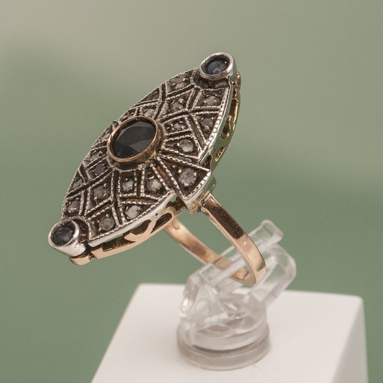 Art deco style ring with diamonds and sapphires