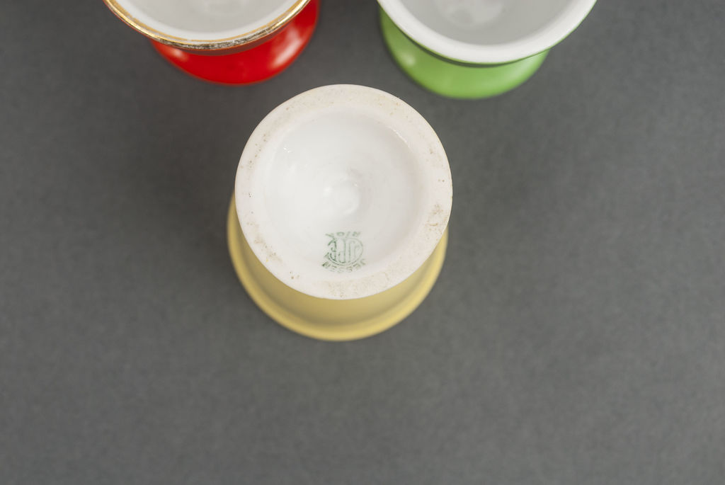 Porcelain egg containers (3 pcs)