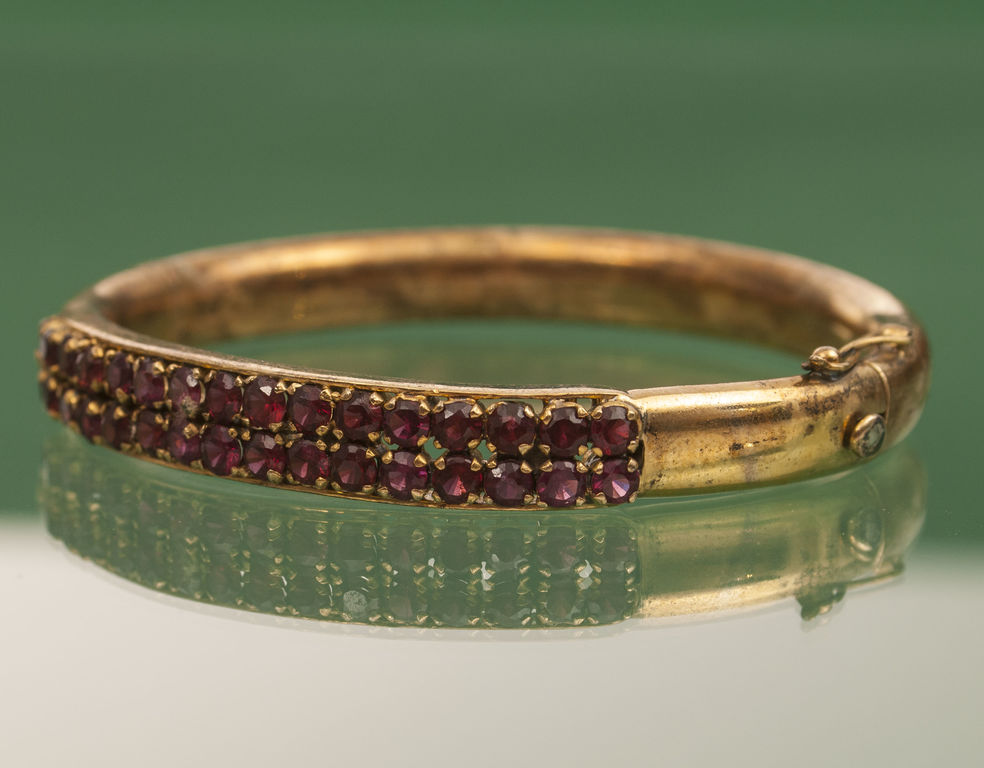 Gilded Silver Bracelet with Garnets