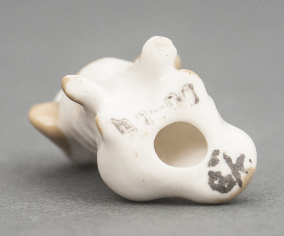 Porcelain figurine “The dog”