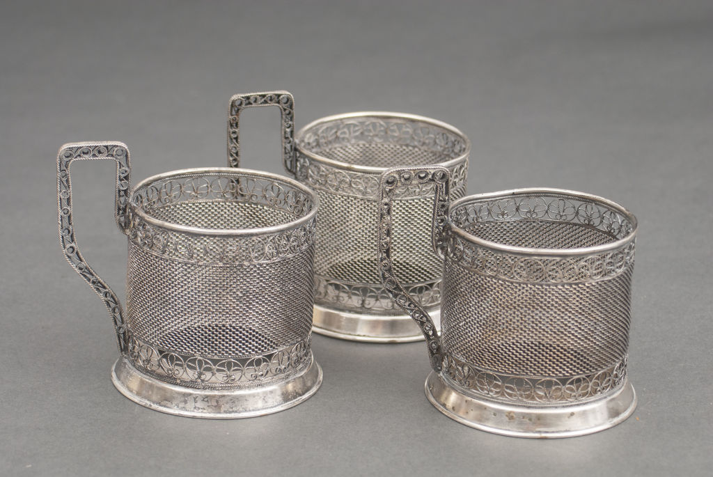 Silver-plated metal cup holders 3 pcs.