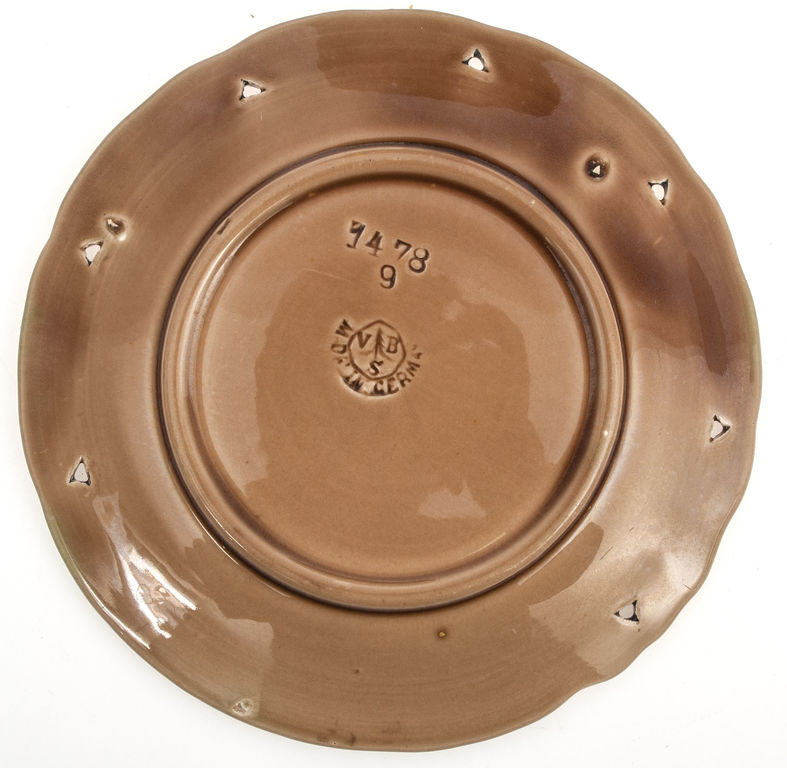 Keramikas trauku komplekts - servējamais šķīvis, 5 mazie šķīvīši
