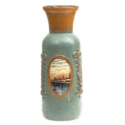 Керамическая ваза с видом на Ригу