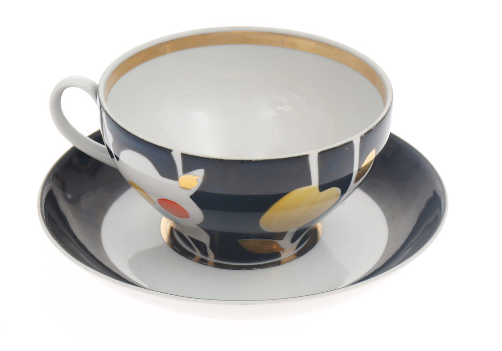 Porcelain cup withsaucer