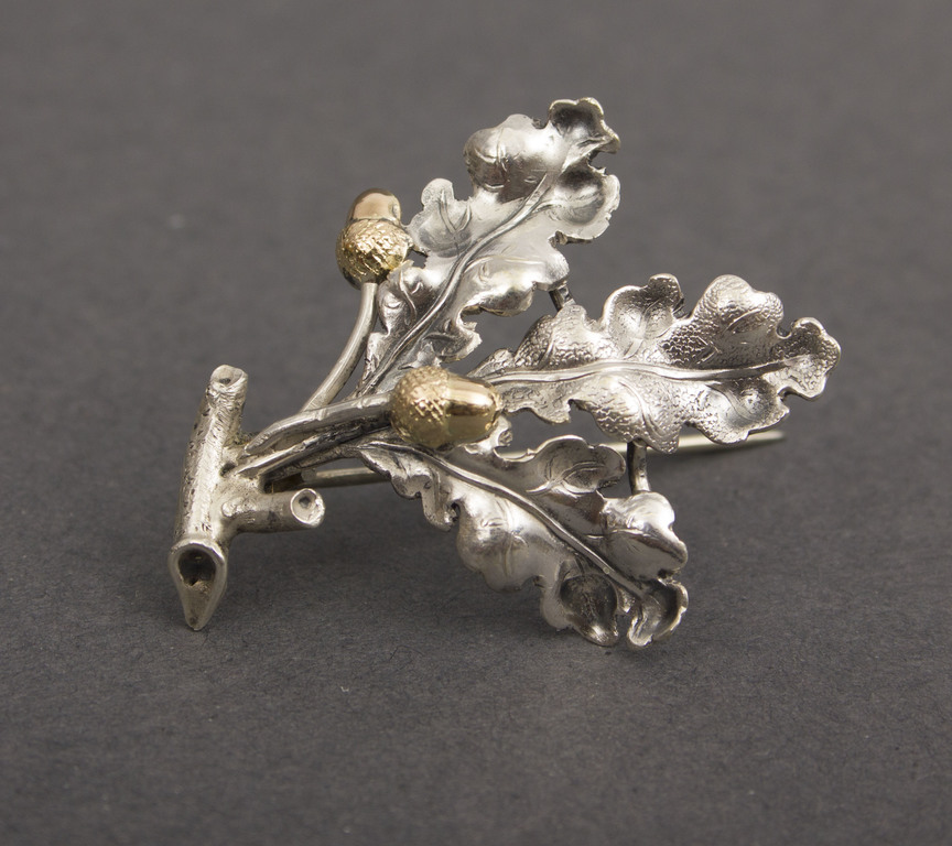 Silver pins with gilding 