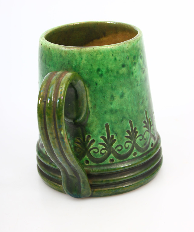 Ceramic beer cup