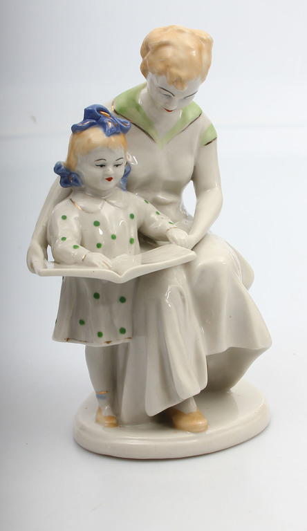 Porcelain figure 