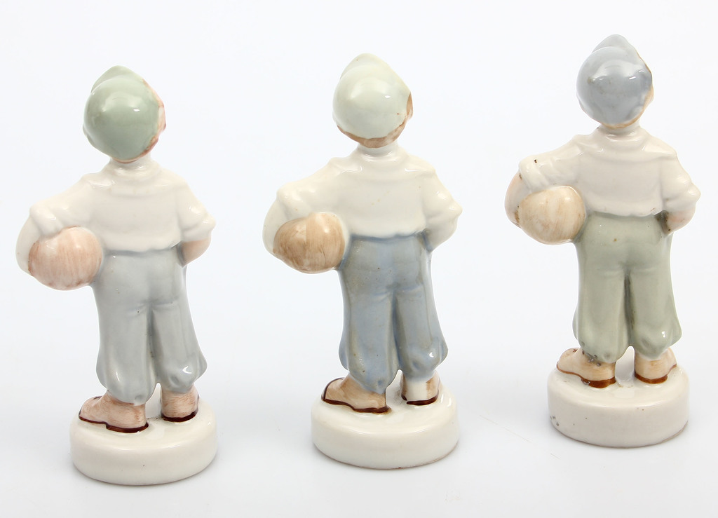 Porcelain figurine's 3 pcs. 