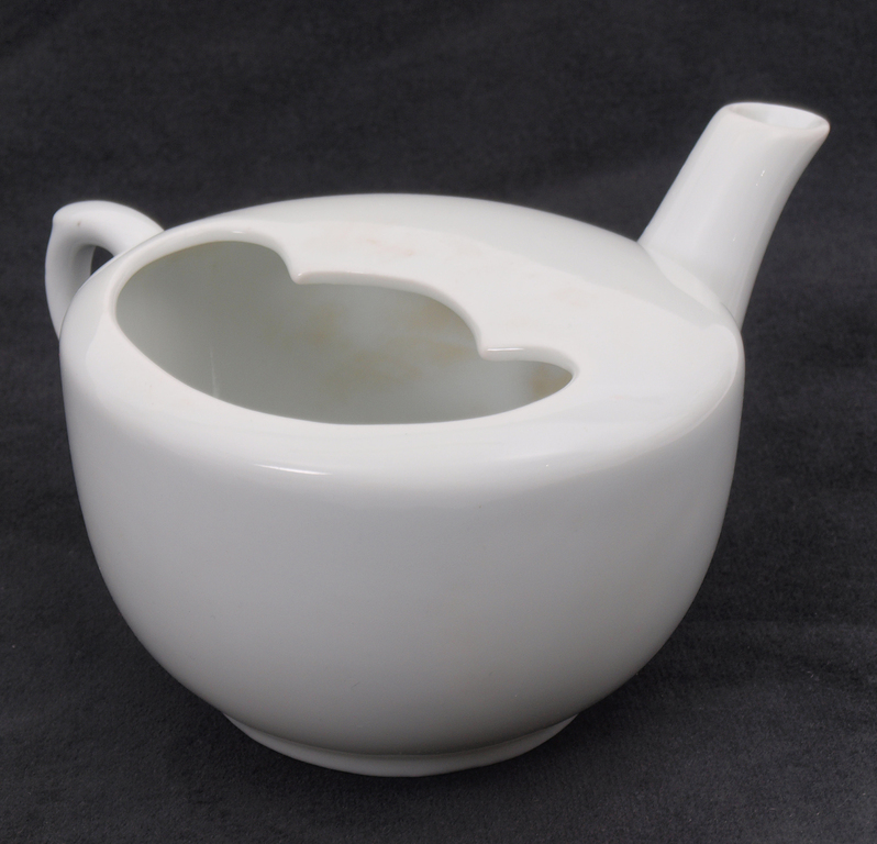 Porcelain tea/coffee set - 1 tea/coffee pot, 2 cream utensils