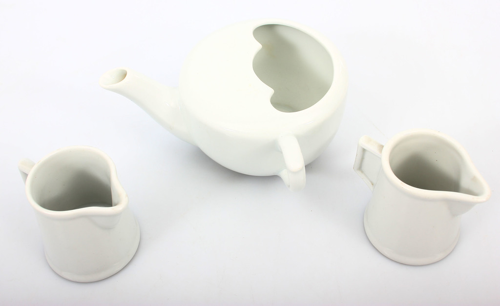 Porcelāna tējas/kafijas komplekts - 1 tējkanna, 2 krējuma trauciņi