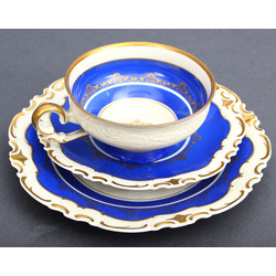 Porcelain cup with saucers