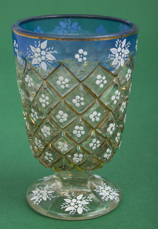 Glass cup with painting