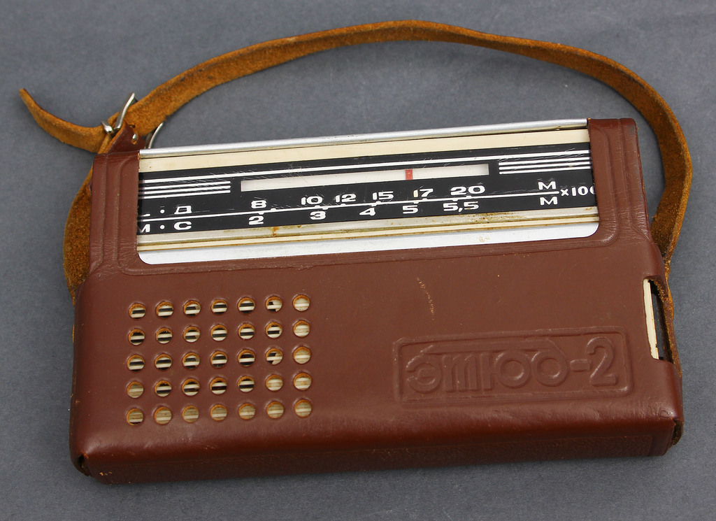Карманное радио с кожаной сумкой Etiud-2(этюд-2)