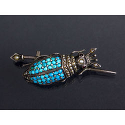 Silver brooch with pearls, turquoise, rubies 
