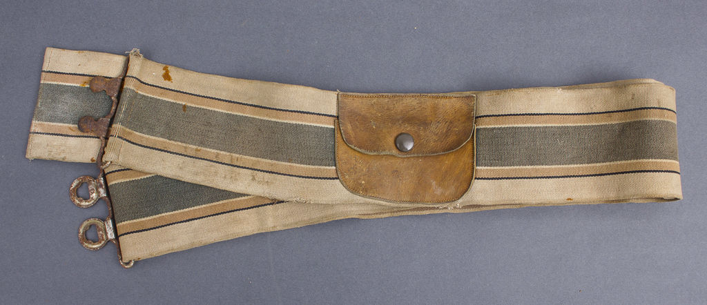 Cycling belt with watch pocket