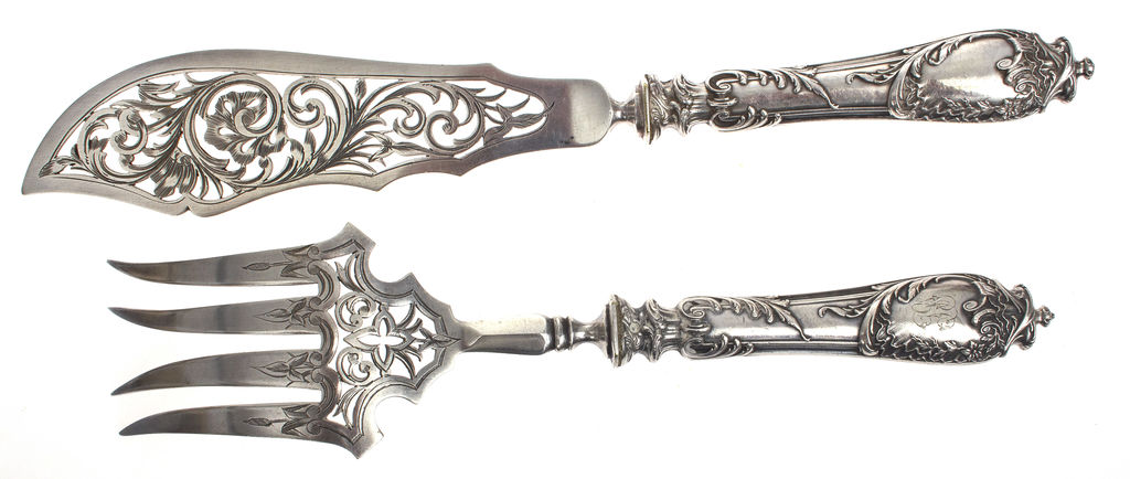 Серебряная вилка и нож в оригинальной коробке