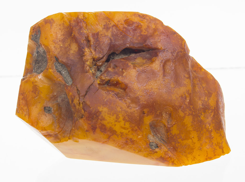 100% Natural Baltic amber stone