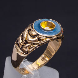Золотое кольцо с натуральным желтым сапфиром