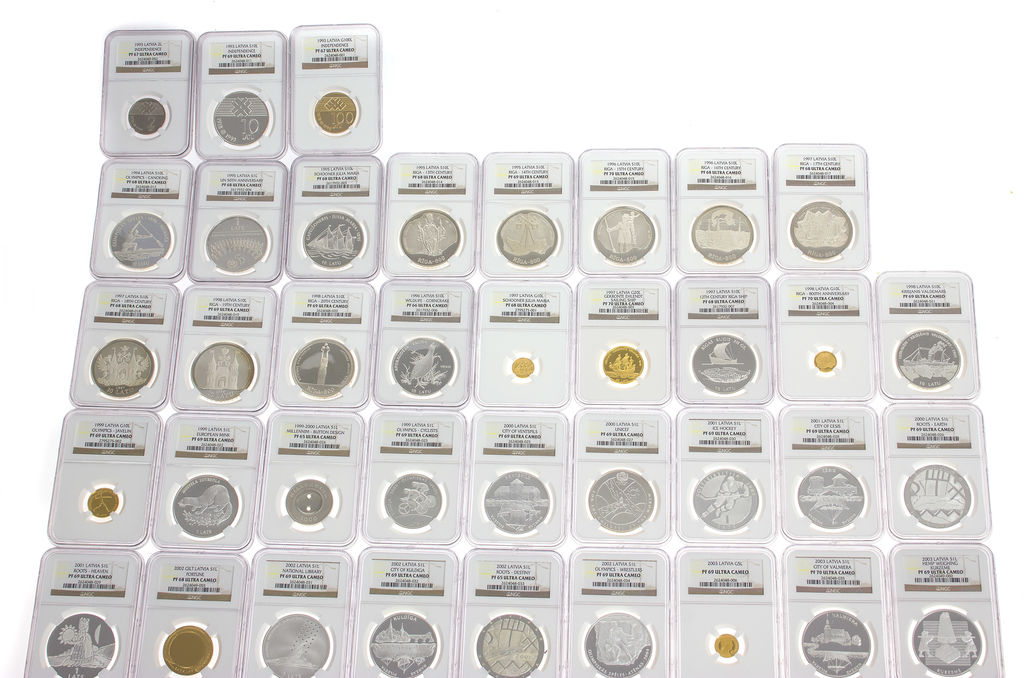 Latvijas bankas sudraba un zelta latu kolekcijas monētas – pilns komplekts (98 gab.)