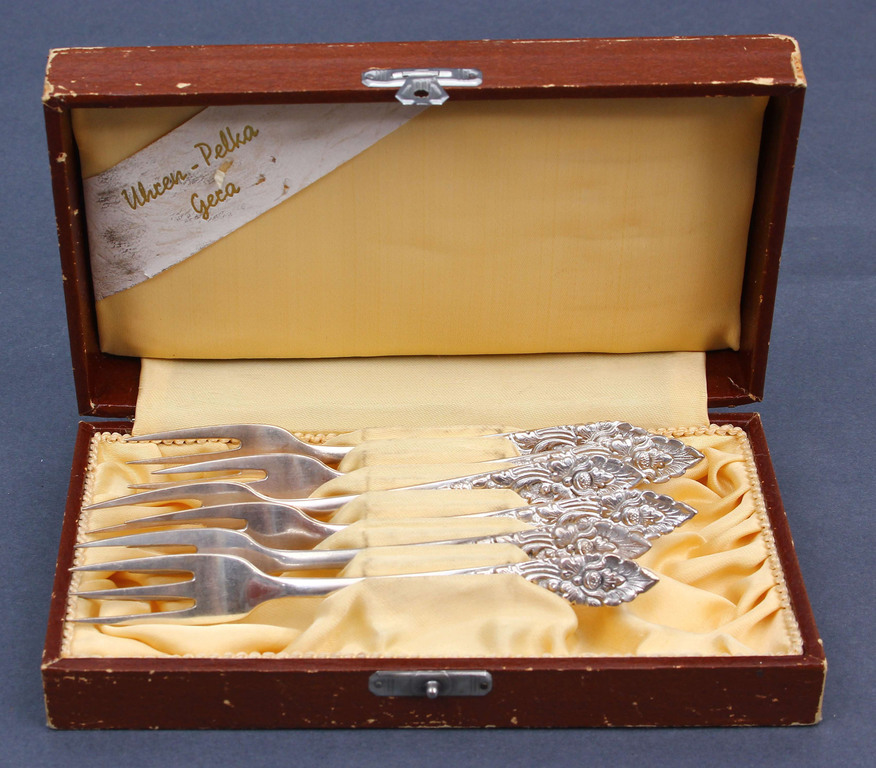 Silver forks 6  pcs. in original box