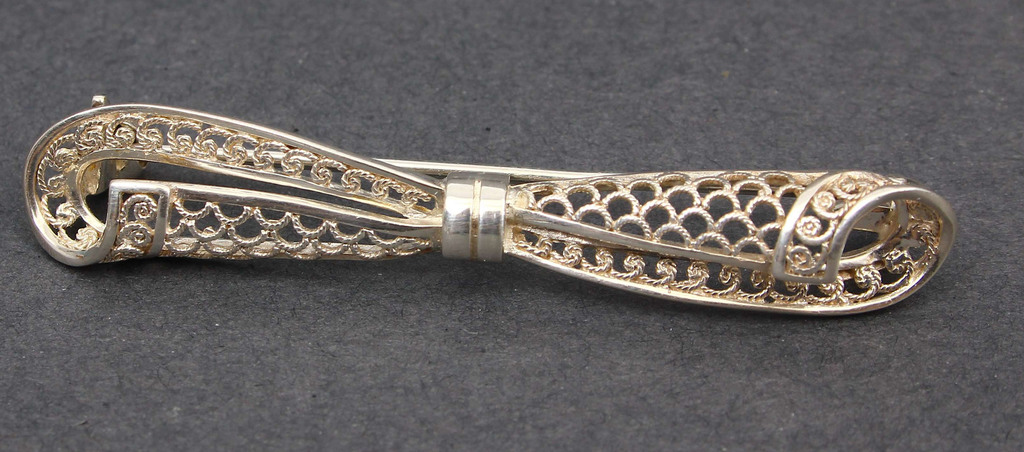 Art Deco-style silver brooch