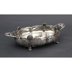 Серебряная миска для конфета в стиле модерн 