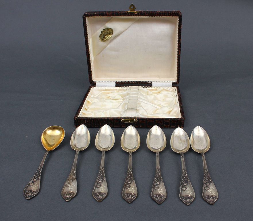 Silver spoons 7 pcs. in original box 