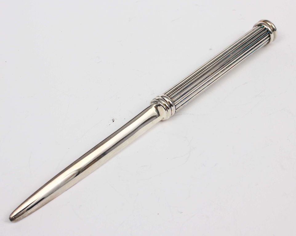 Набор из посеребренная металла - письменной нож, увеличительное стекло