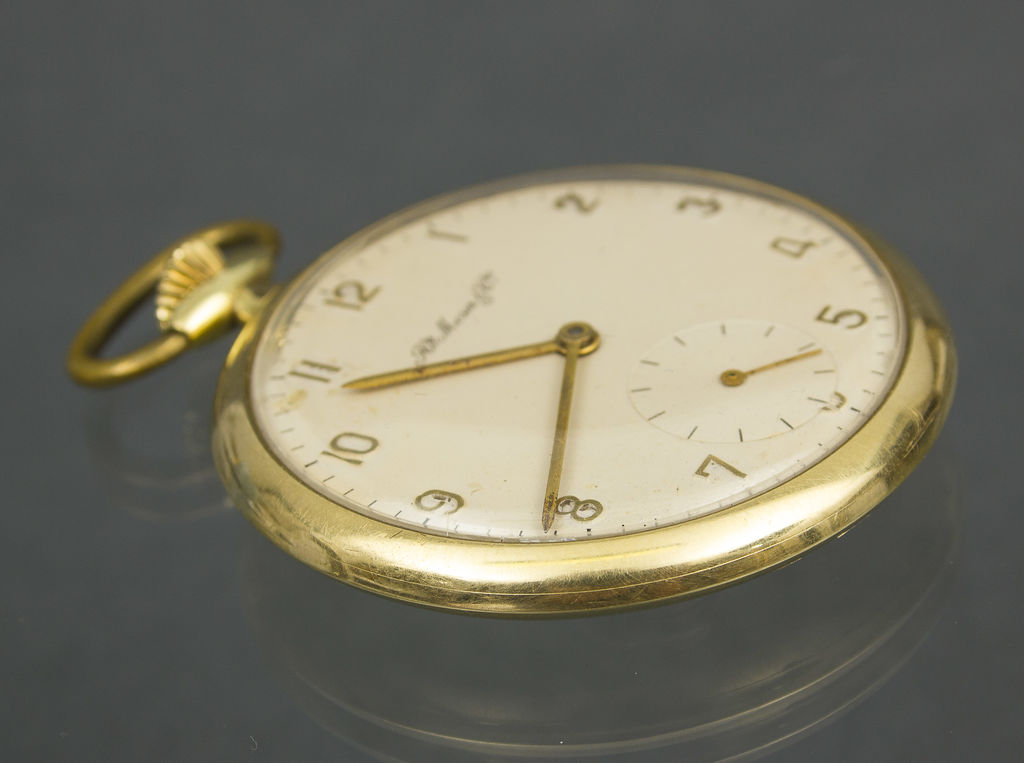 Карманные часы в оригинальной коробке Henry Moser & Co