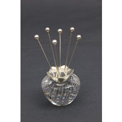Glass silver stand with silver snack sticks