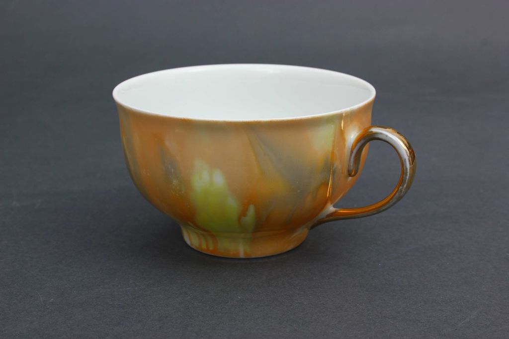 Porcelain cup with saucer (3 pcs.)