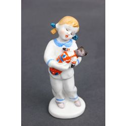 Porcelain figurine Lullaby