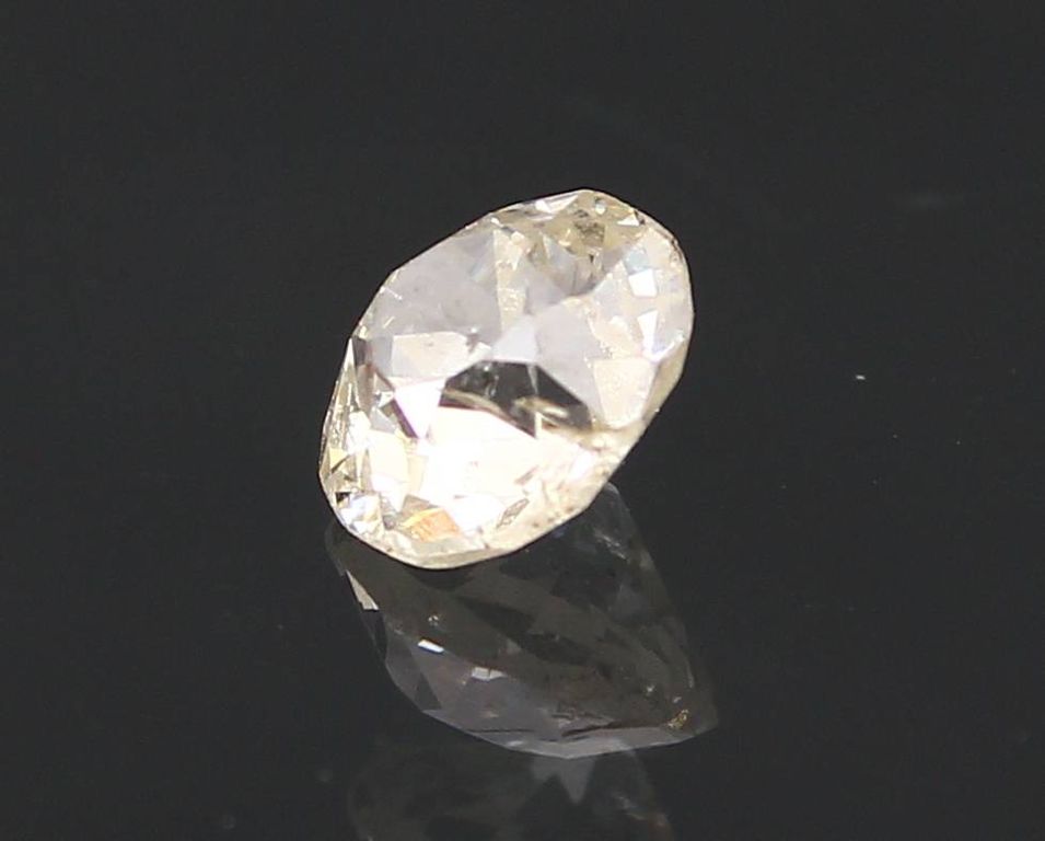 Натуральный бриллиант